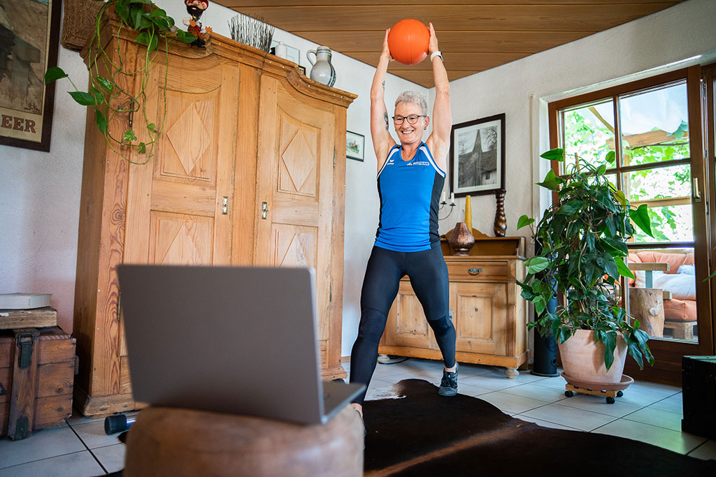 Online Personal Training Singen Fitness zu Hause Abnehmen